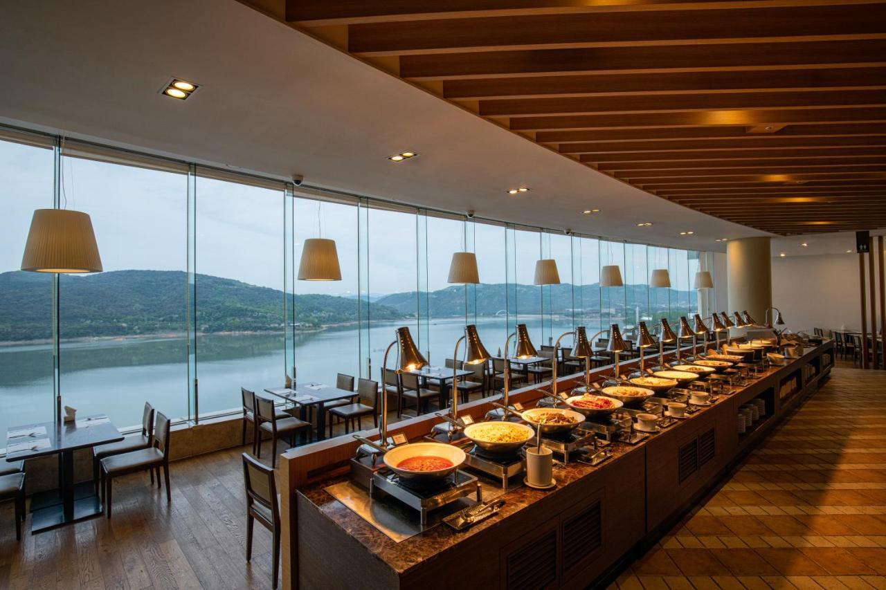 Sono Belle Gyeongju Hotell Exteriör bild